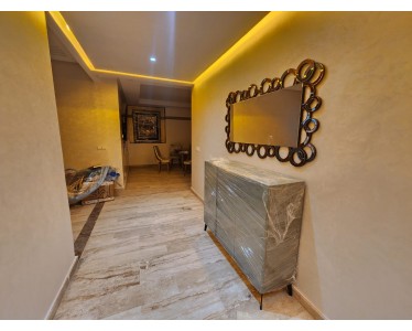 À LOUER – LUXUEUX APPARTEMENT MEUBLÉ À AGDAL
