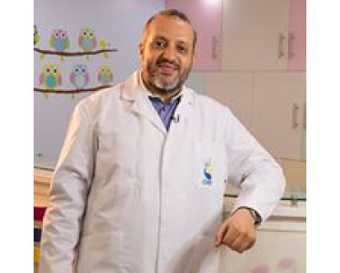 Dr Taoufik Younes, chirurgien spécialiste des maladies de l'enfant