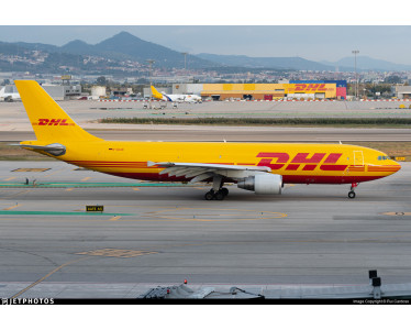 DHL EXPRESS