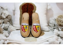 Babouche artisanale en cuir – Fabrication marocaine à Agadir