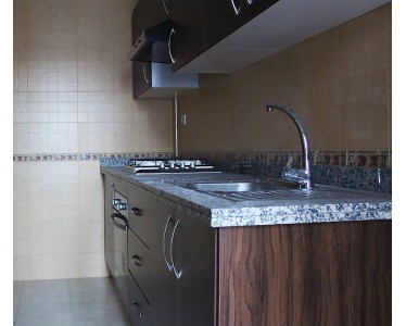 APPARTEMET A VENDRE / RESIDENCE FERMEE / VUE SUR BOULEVARD